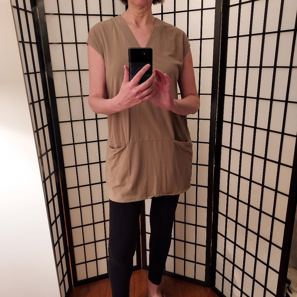 Garnet Hill tan silk/viscose size S tunic. Lovely draped silk back, V-neck